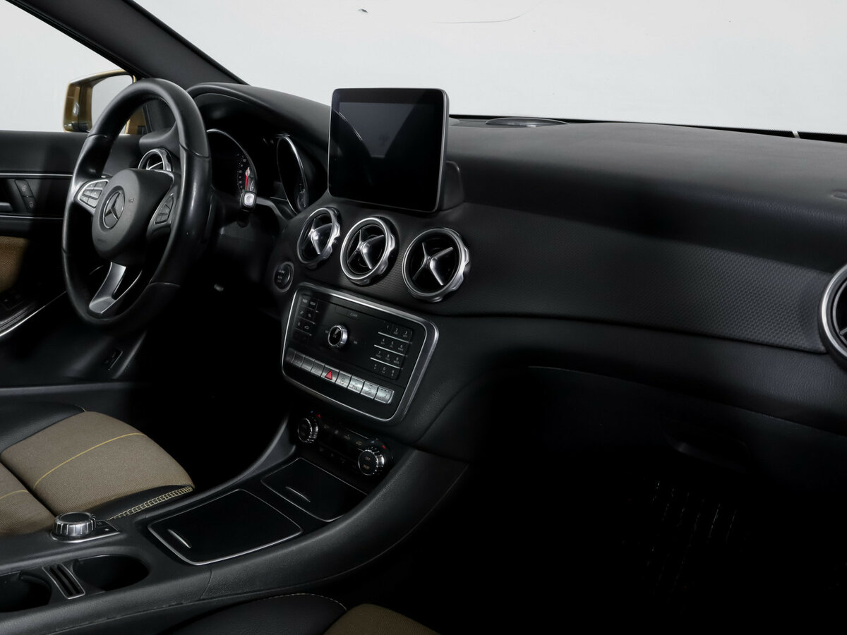 Купить Mercedes-Benz GLA с пробегом. Фото: #8