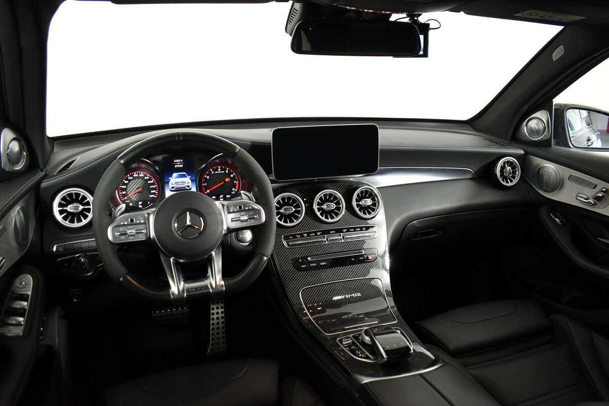 Купить Mercedes-Benz GLC AMG с пробегом. Фото: #9