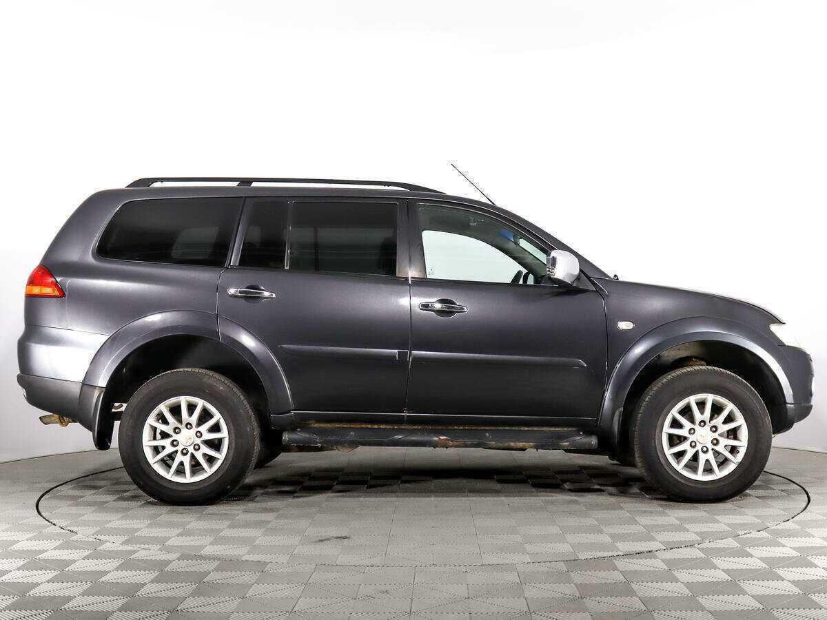 Купить Mitsubishi Pajero Sport с пробегом. Фото: #3