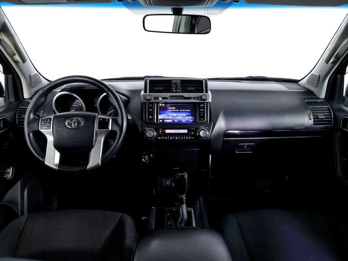 Купить Toyota Land Cruiser Prado с пробегом. Фото: #8