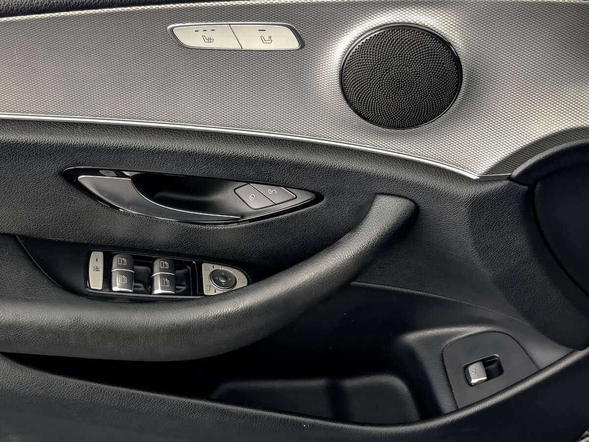 Купить Mercedes-Benz E-Класс с пробегом. Фото: #24