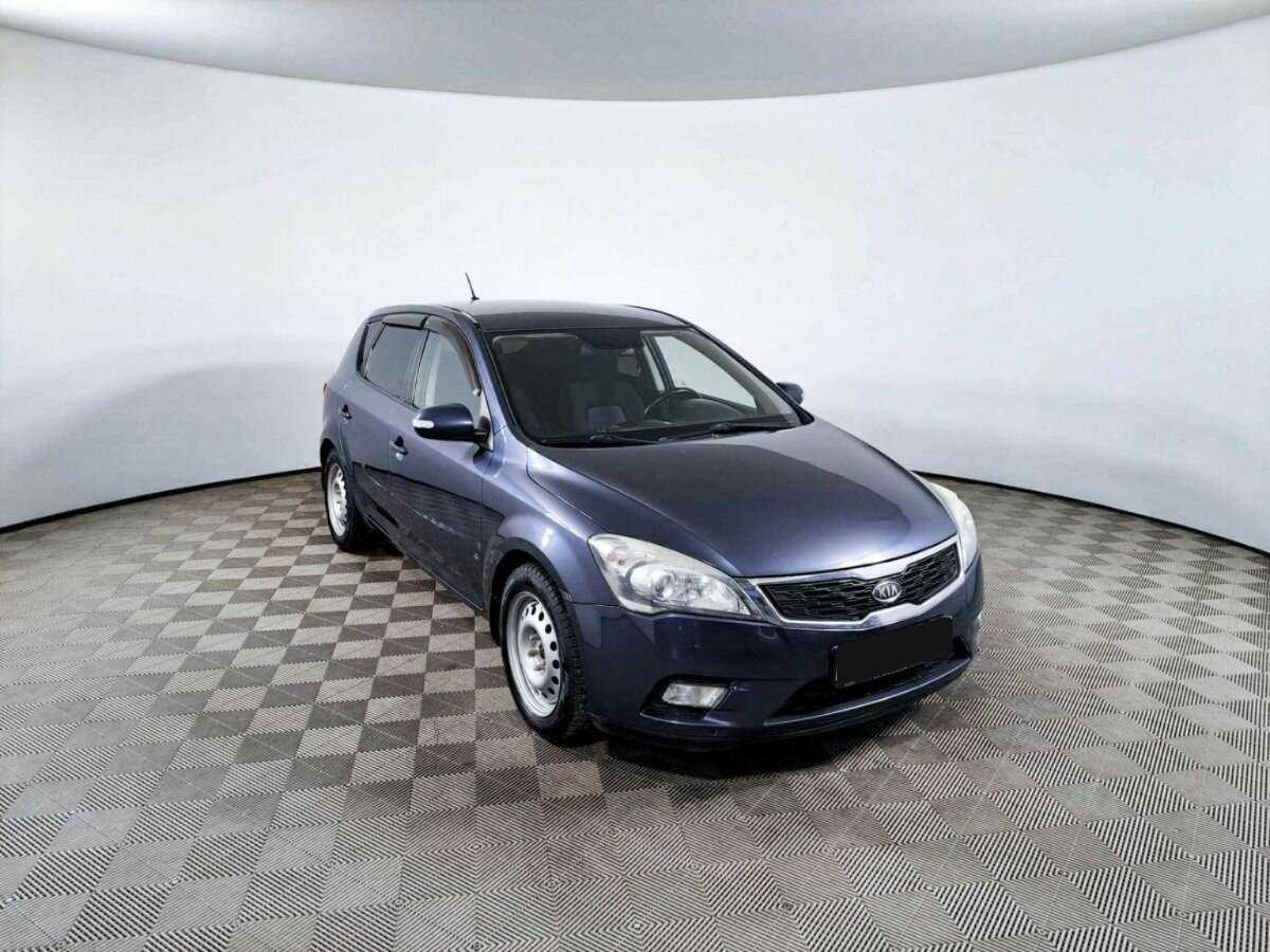 Купить Kia Ceed с пробегом. Фото: #2