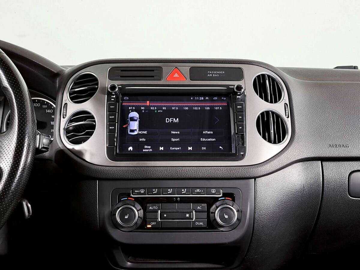 Купить Volkswagen Tiguan с пробегом. Фото: #12