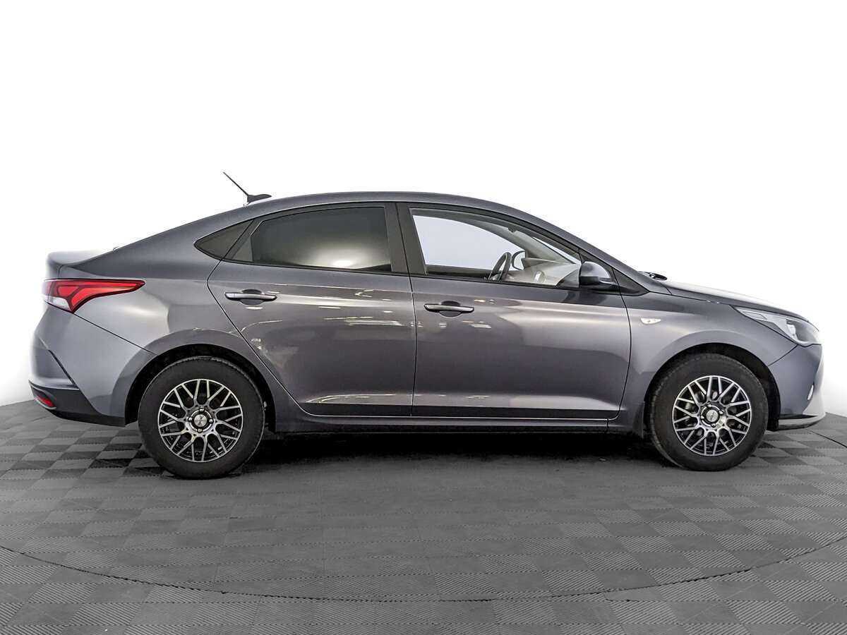 Купить Hyundai Solaris с пробегом. Фото: #3