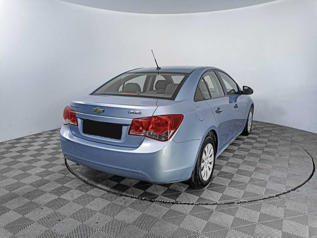 Купить Chevrolet Cruze с пробегом. Фото: #4