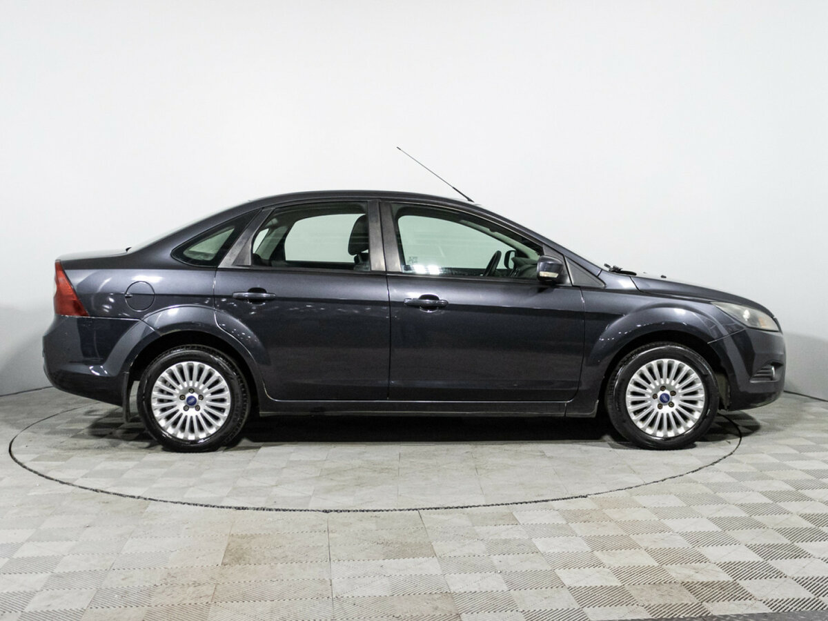 Купить Ford Focus с пробегом. Фото: #3