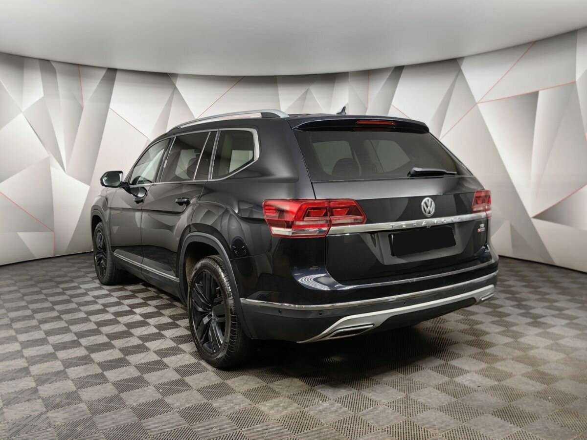 Купить Volkswagen Teramont с пробегом. Фото: #3