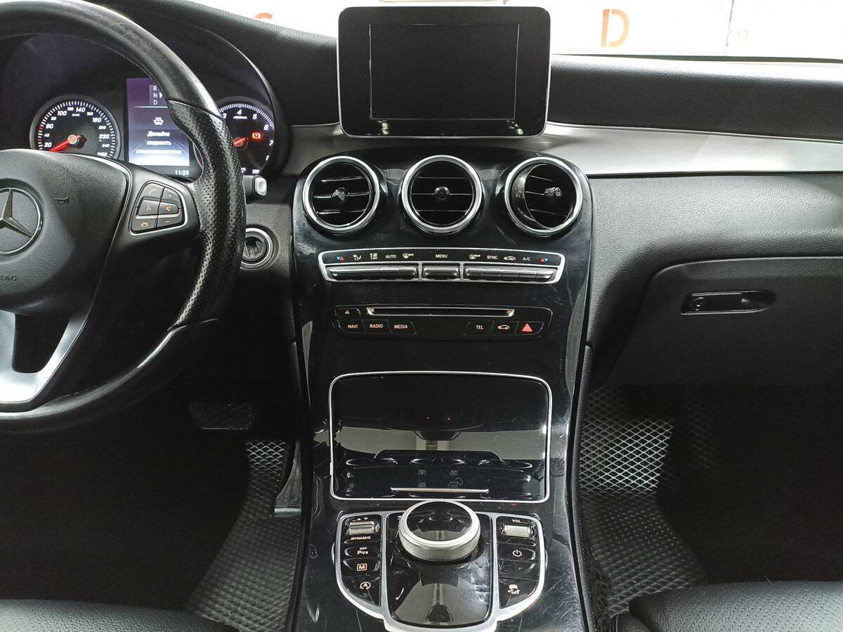 Купить Mercedes-Benz GLC с пробегом. Фото: #14