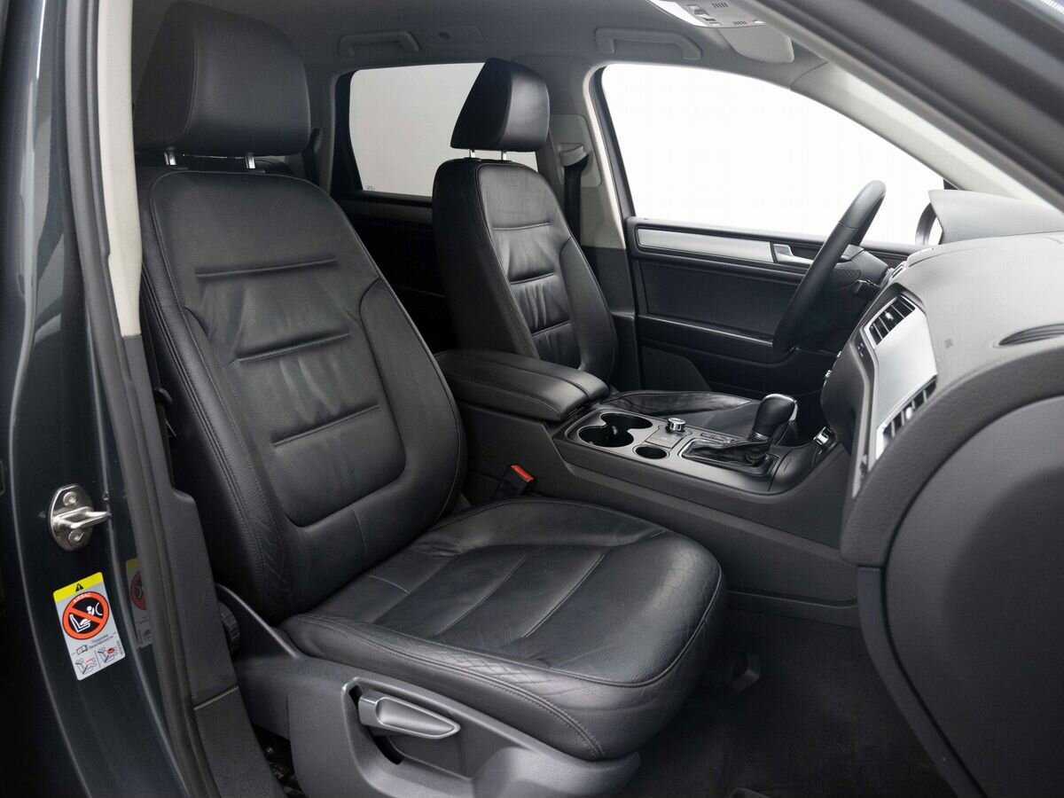 Купить Volkswagen Touareg с пробегом. Фото: #13