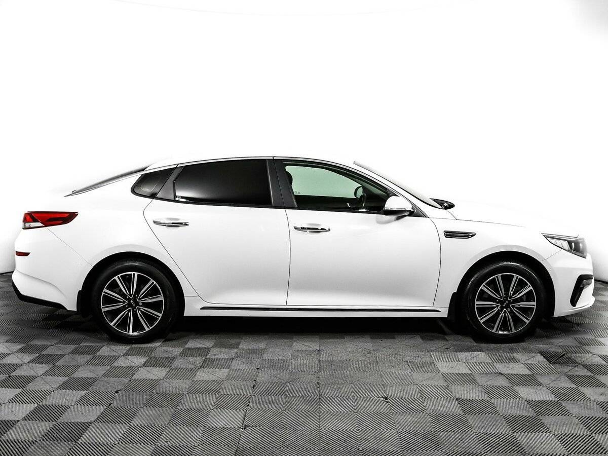 Купить Kia Optima с пробегом. Фото: #3