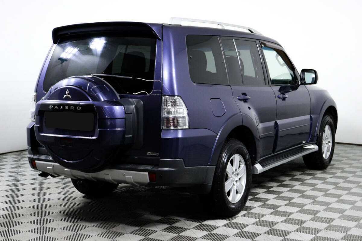Купить Mitsubishi Pajero с пробегом. Фото: #4