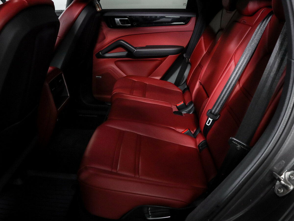 Купить Porsche Cayenne с пробегом. Фото: #9