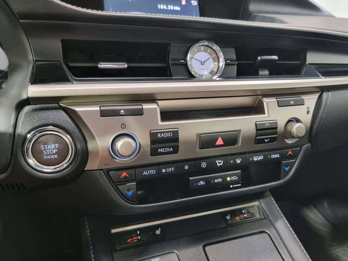 Купить Lexus ES с пробегом. Фото: #19