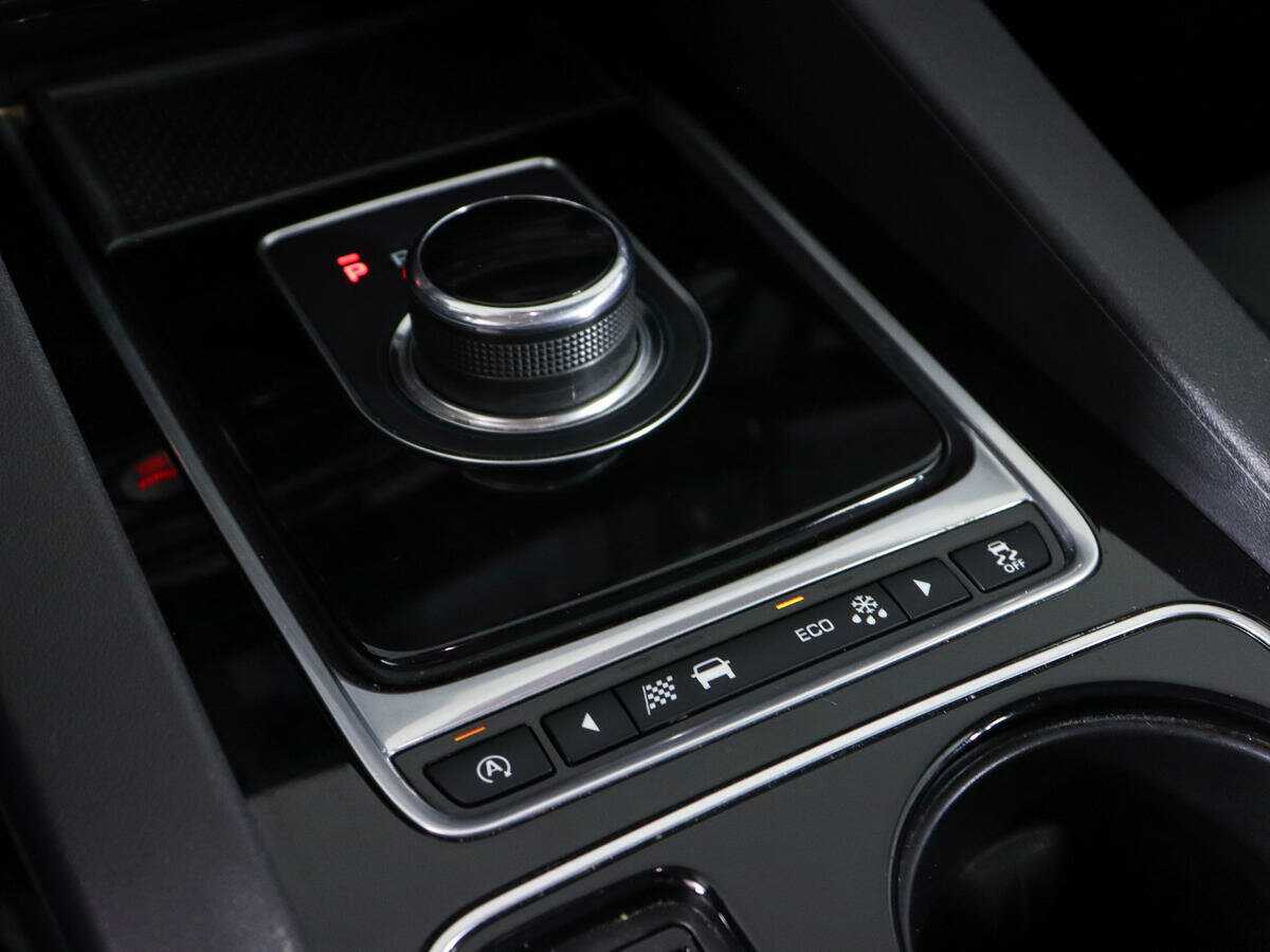 Купить Jaguar F-Pace с пробегом. Фото: #25