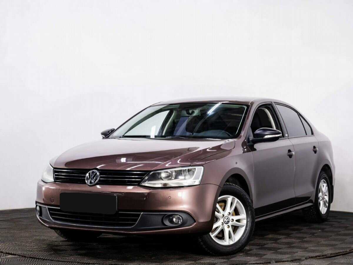 Купить Volkswagen Jetta с пробегом. Посмотреть фото
