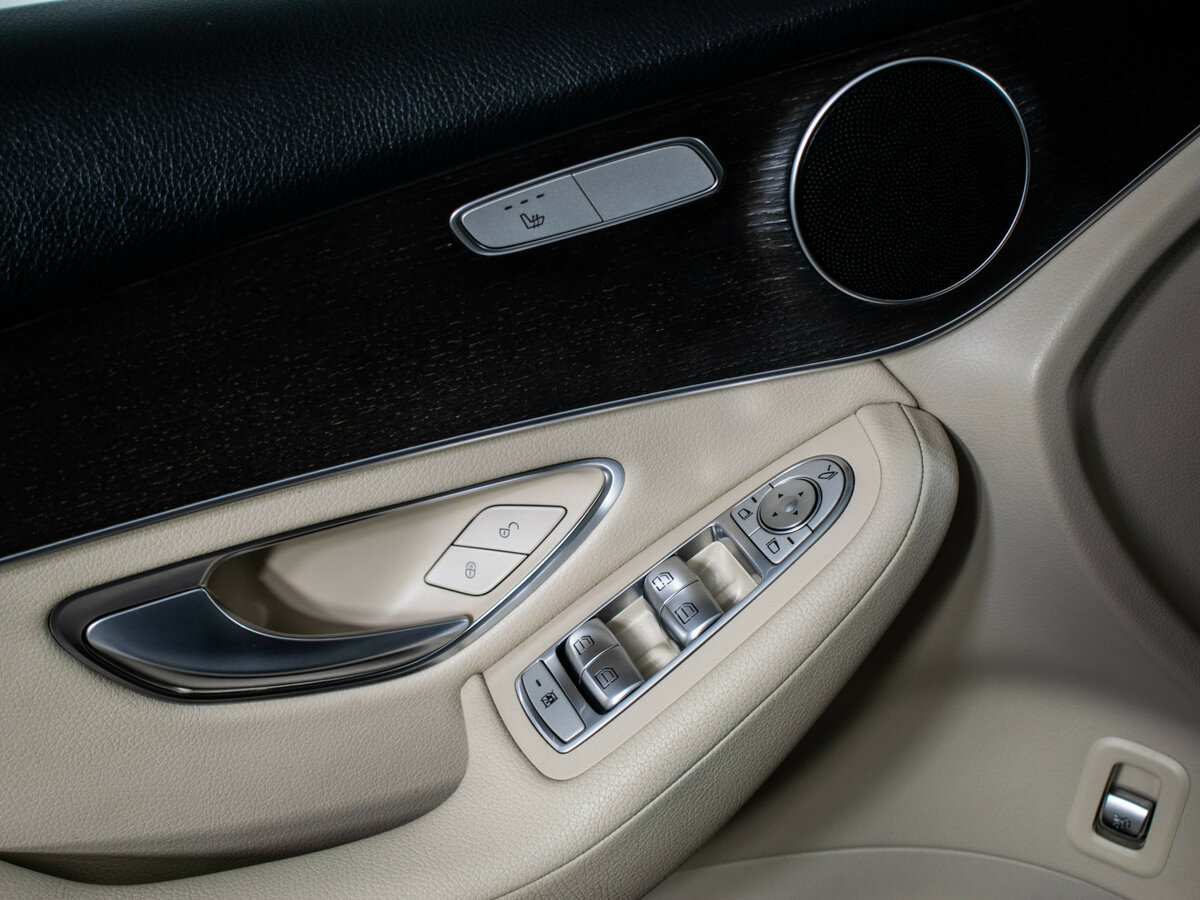 Купить Mercedes-Benz GLC Coupe с пробегом. Фото: #15