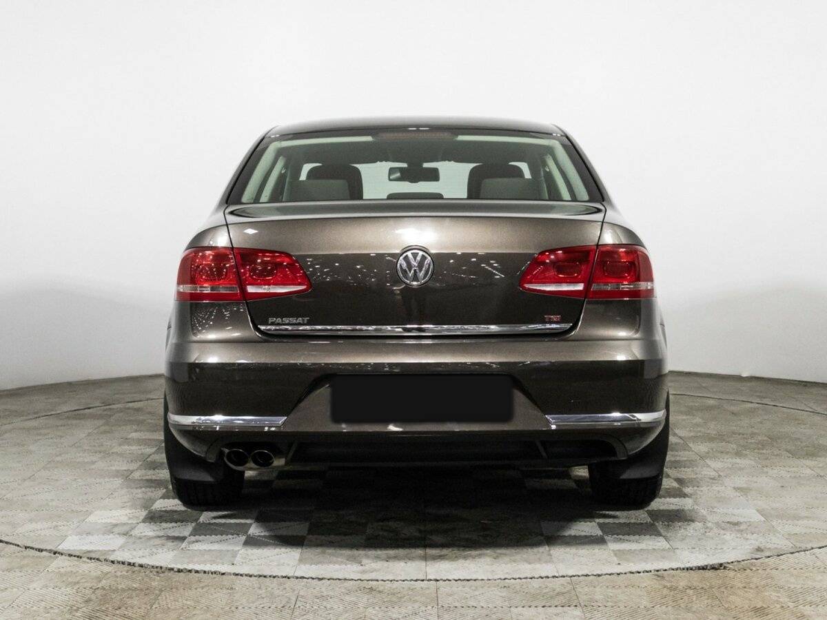 Купить Volkswagen Passat с пробегом. Фото: #5
