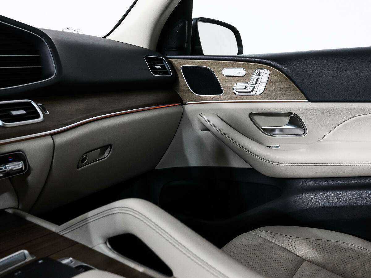 Купить Mercedes-Benz GLE с пробегом. Фото: #14