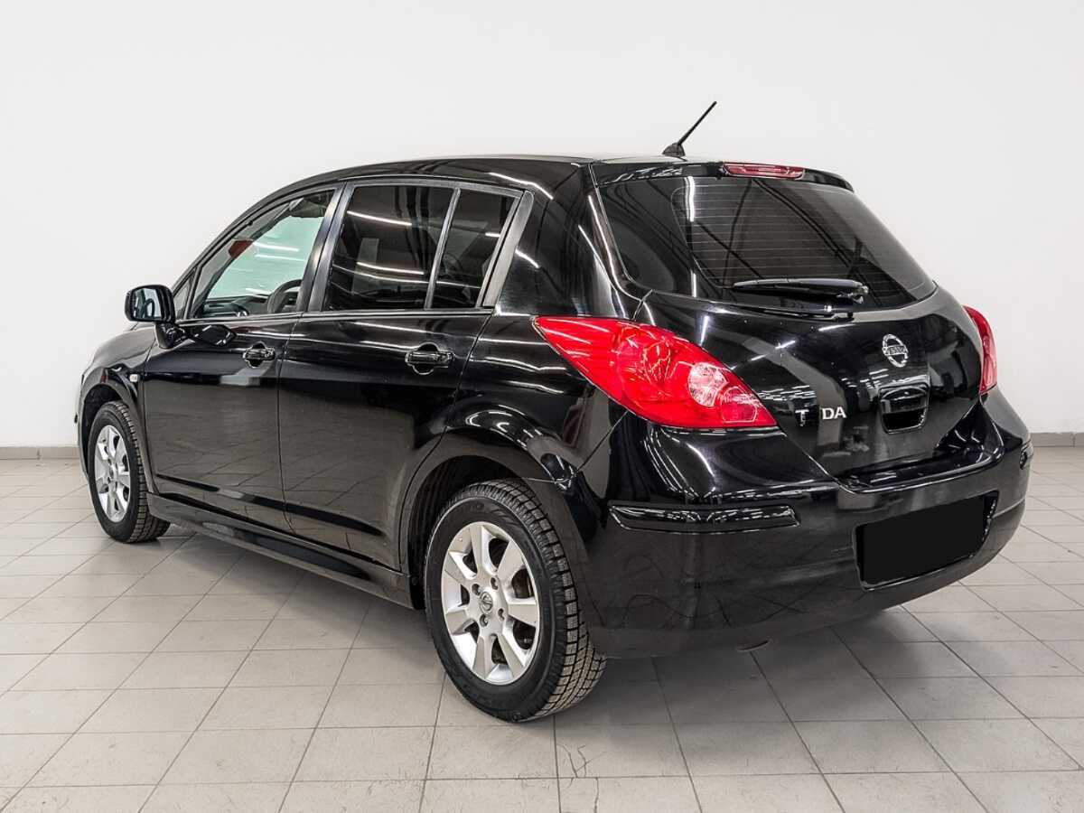Купить Nissan Tiida с пробегом. Фото: #6