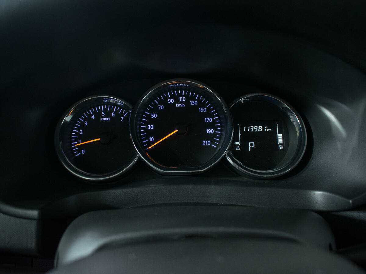 Купить Renault Logan с пробегом. Фото: #10