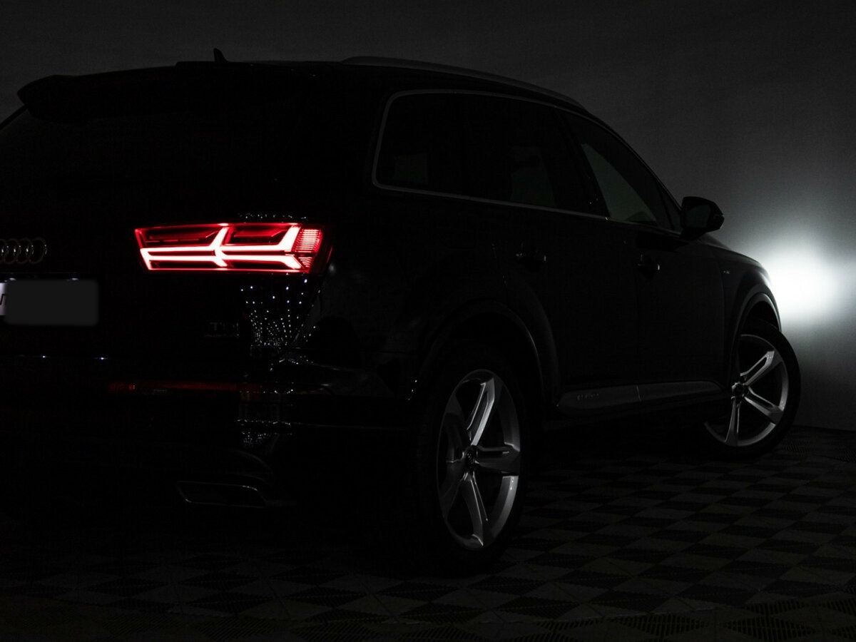Купить Audi Q7 с пробегом. Фото: #27