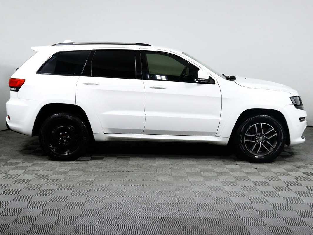 Купить Jeep Grand Cherokee с пробегом. Фото: #3