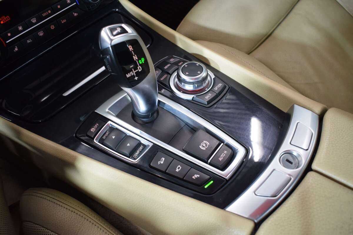 Купить BMW 5 серии с пробегом. Фото: #25