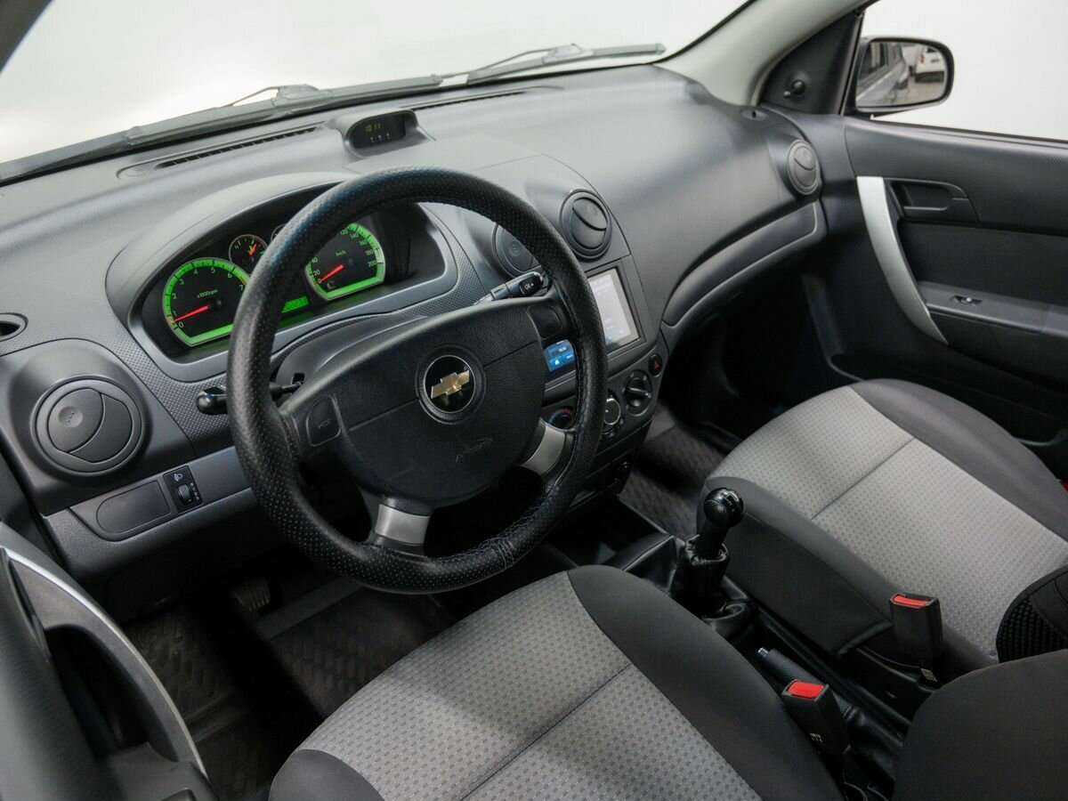 Купить Chevrolet Aveo с пробегом. Фото: #12