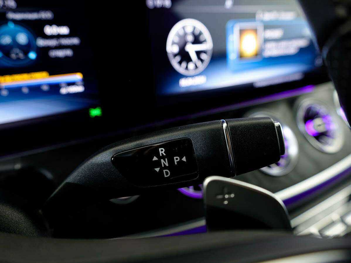 Купить Mercedes-Benz E-Класс с пробегом. Фото: #16
