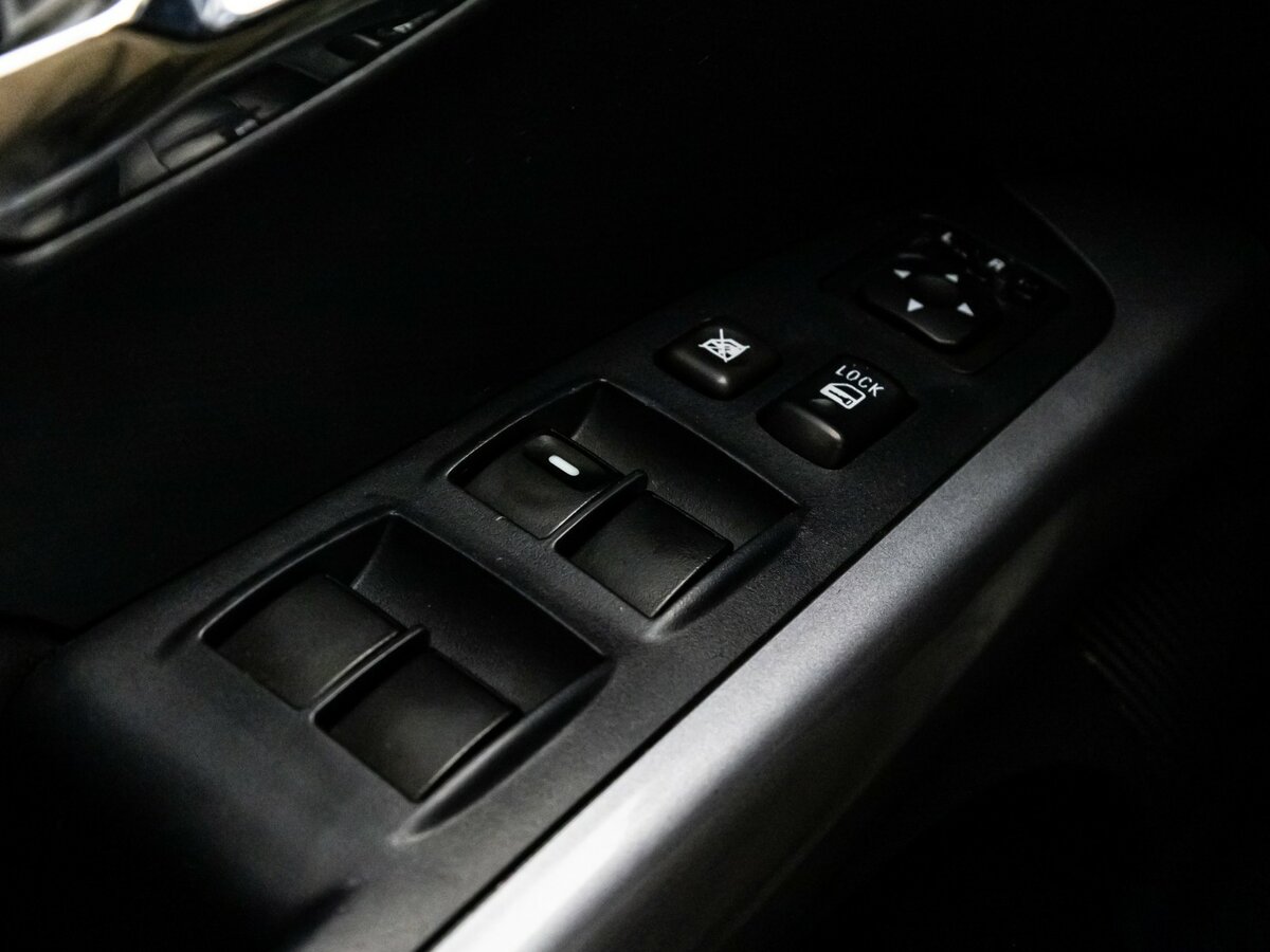 Купить Peugeot 4007 с пробегом. Фото: #11