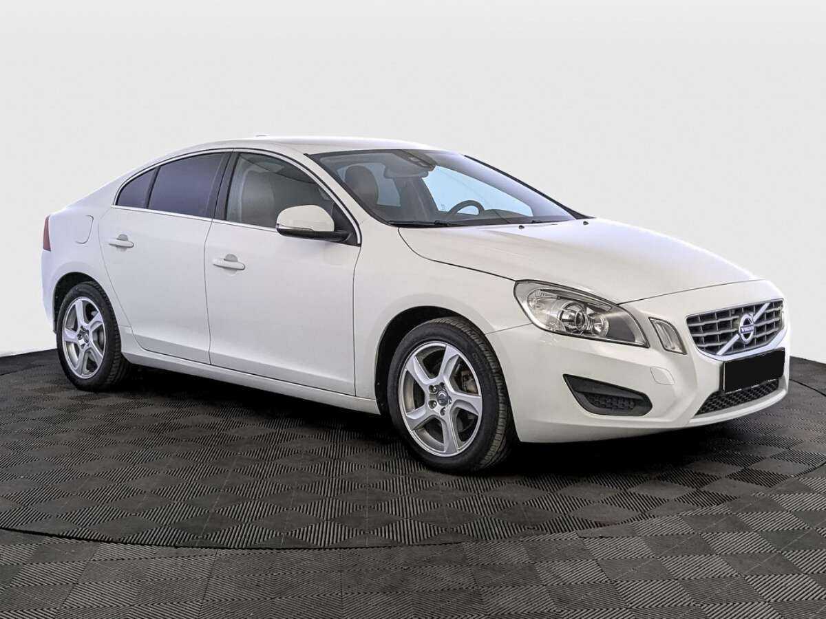 Купить Volvo S60 с пробегом. Фото: #2