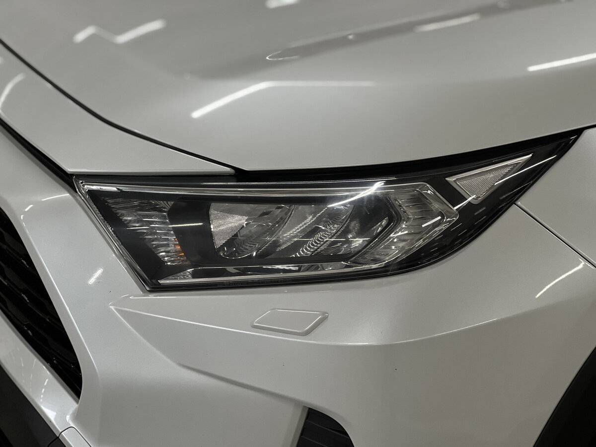 Купить Toyota RAV4 с пробегом. Фото: #16