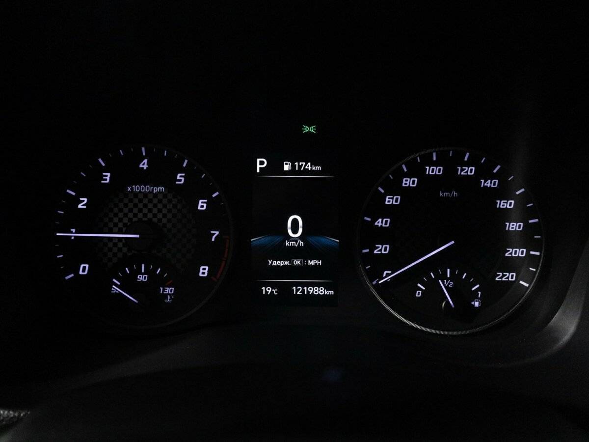 Купить Hyundai Solaris с пробегом. Фото: #11