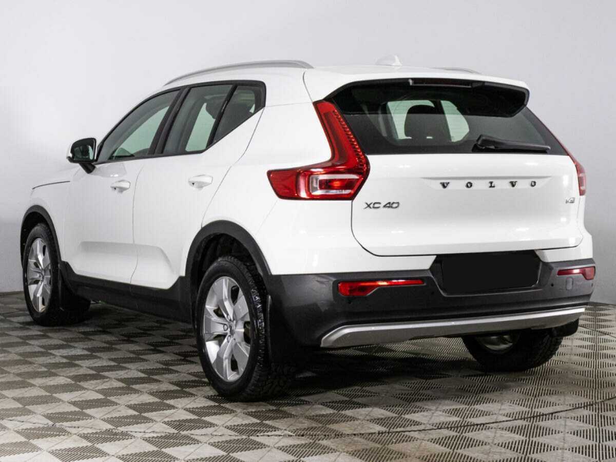 Купить Volvo XC40 с пробегом. Фото: #6