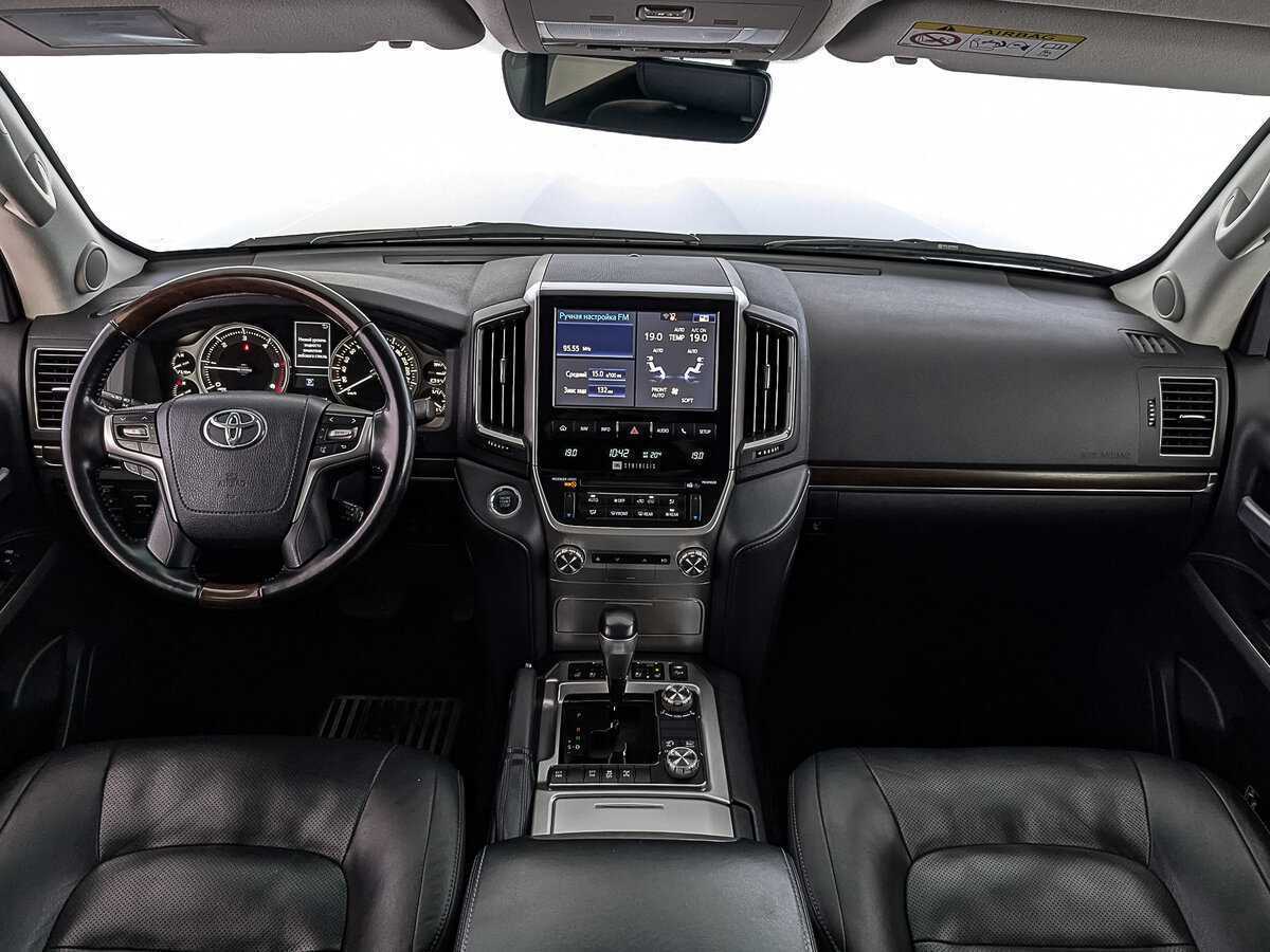 Купить Toyota Land Cruiser с пробегом. Фото: #13