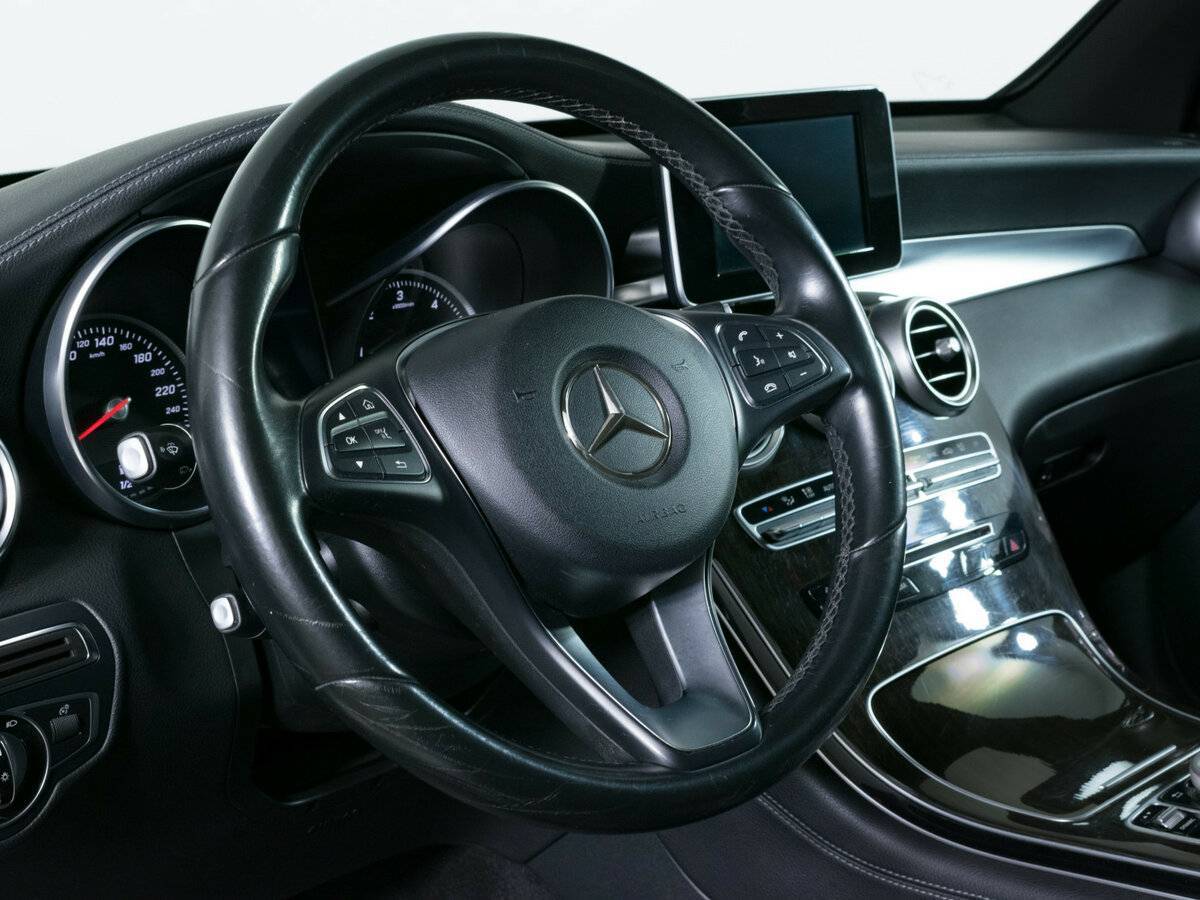 Купить Mercedes-Benz GLC с пробегом. Фото: #12