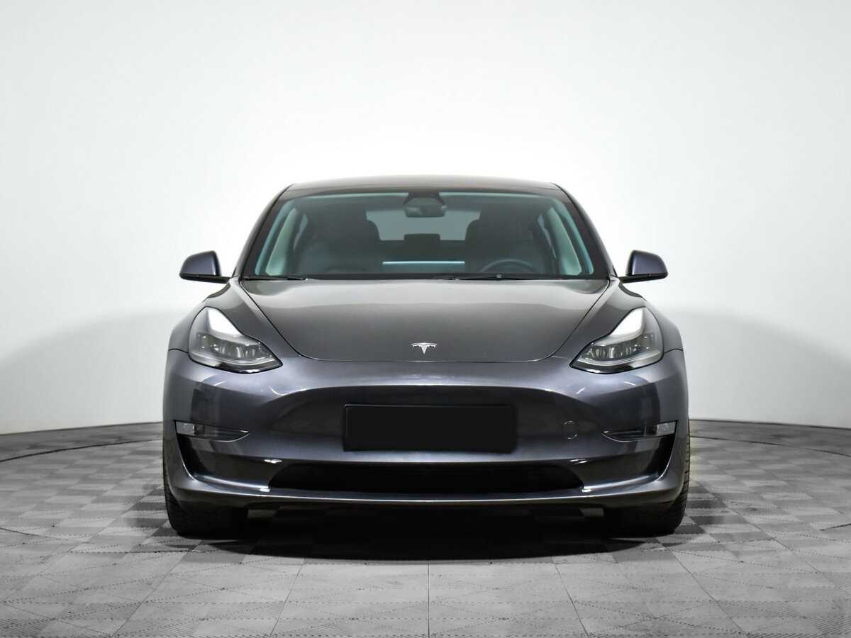 Купить Tesla Model 3 с пробегом. Фото: #1