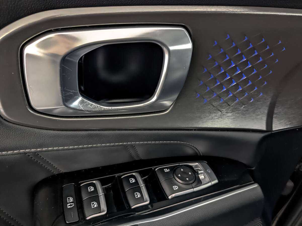 Купить Kia Sorento с пробегом. Фото: #23