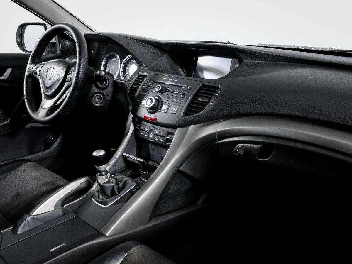 Купить Honda Accord с пробегом. Фото: #8
