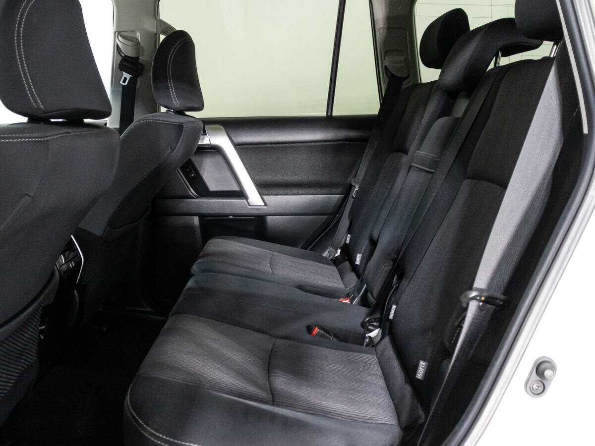 Купить Toyota Land Cruiser Prado с пробегом. Фото: #7