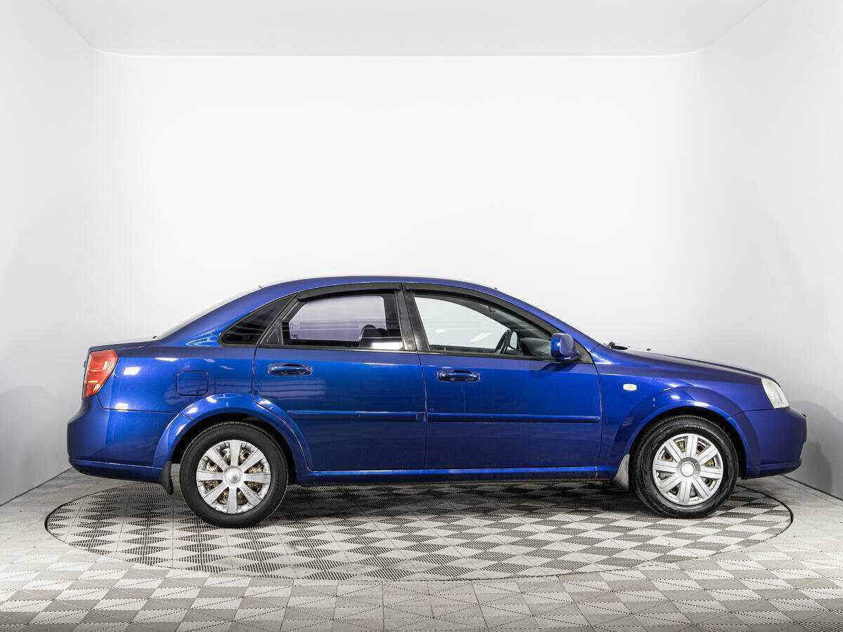 Купить Chevrolet Lacetti с пробегом. Фото: #3