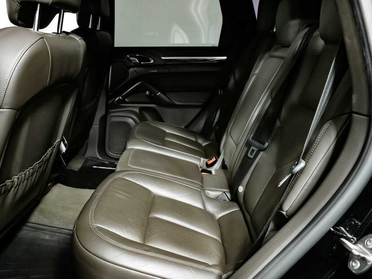 Купить Porsche Cayenne с пробегом. Фото: #9