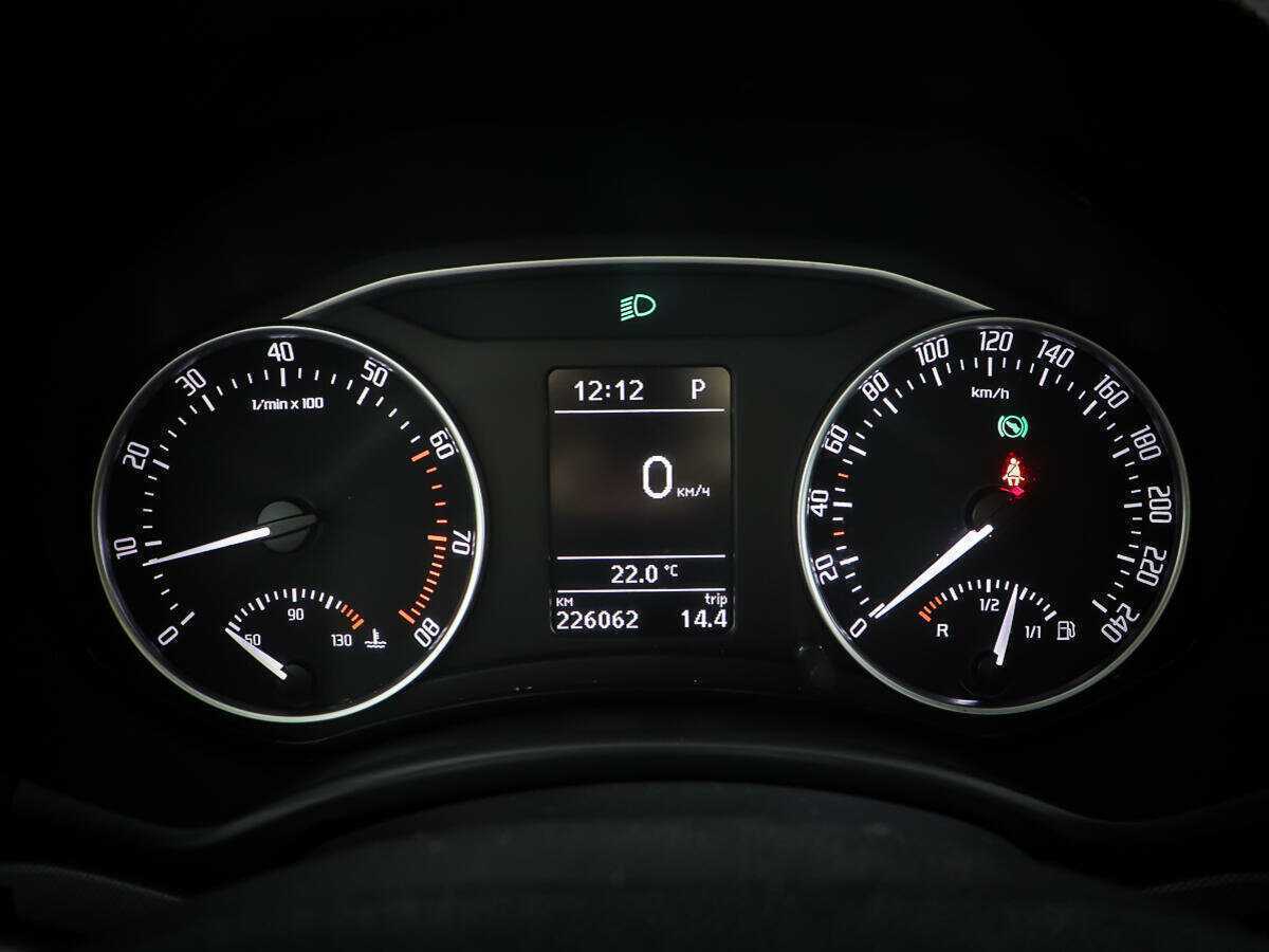 Купить Skoda Octavia с пробегом. Фото: #15