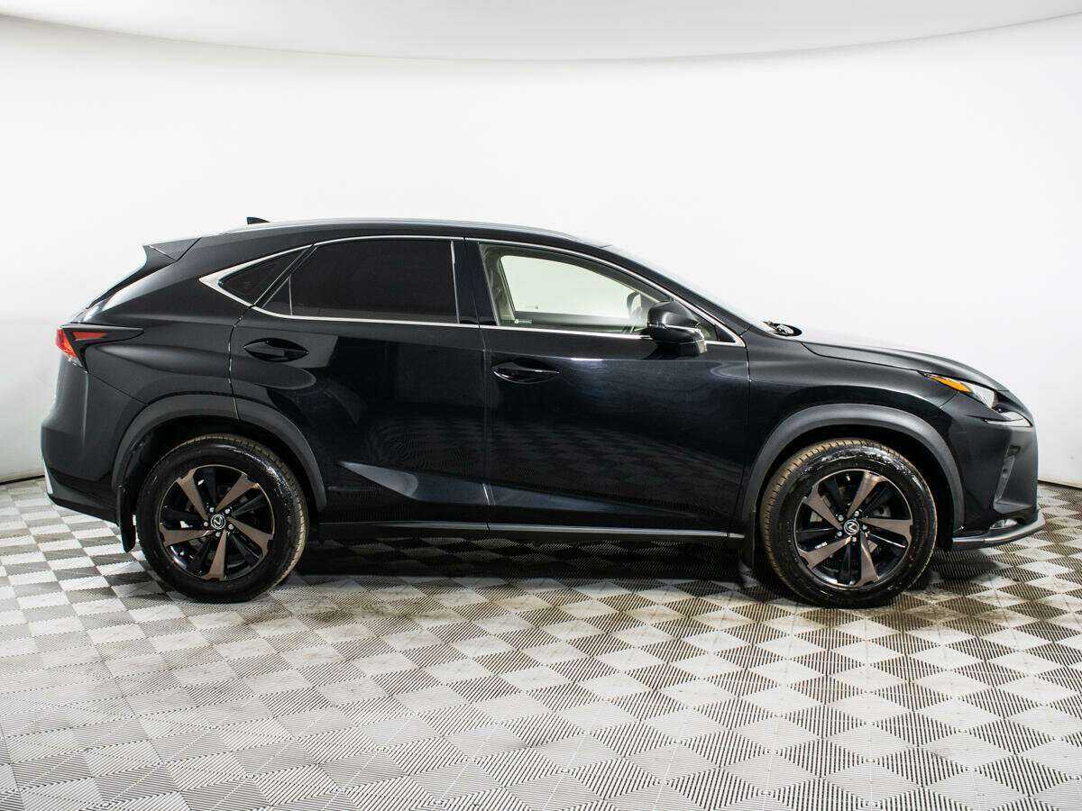 Купить Lexus NX с пробегом. Фото: #3
