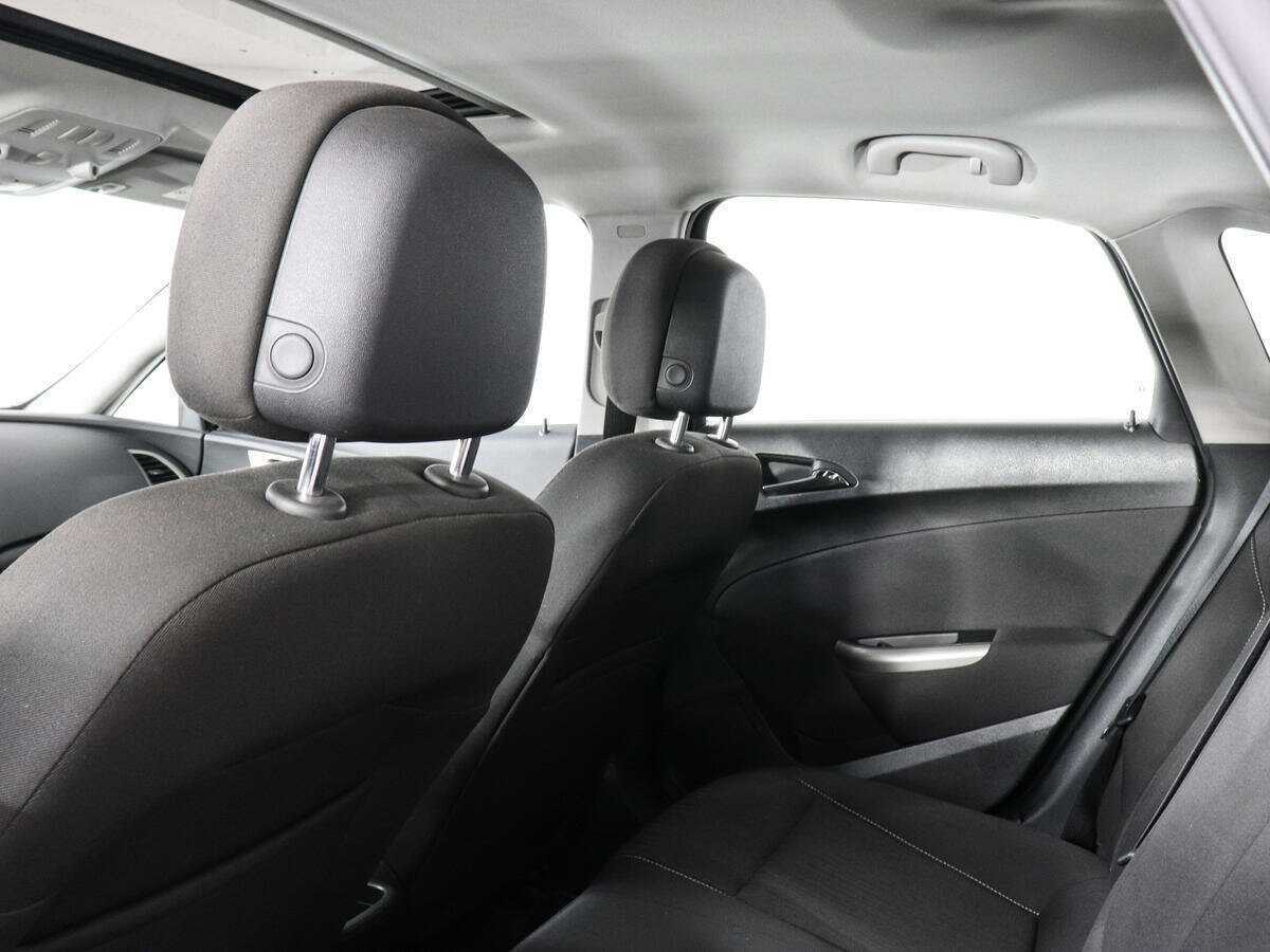 Купить Opel Astra с пробегом. Фото: #11