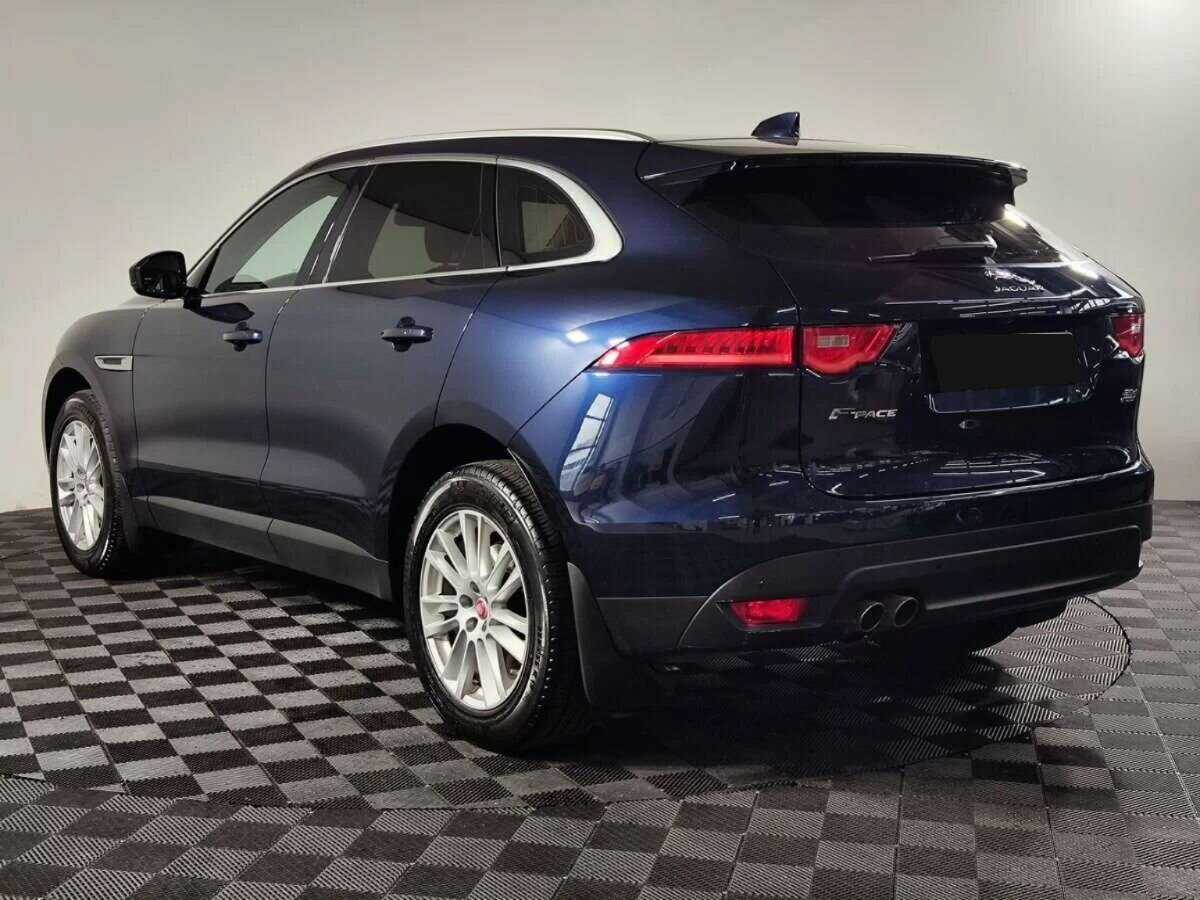 Купить Jaguar F-Pace с пробегом. Фото: #3