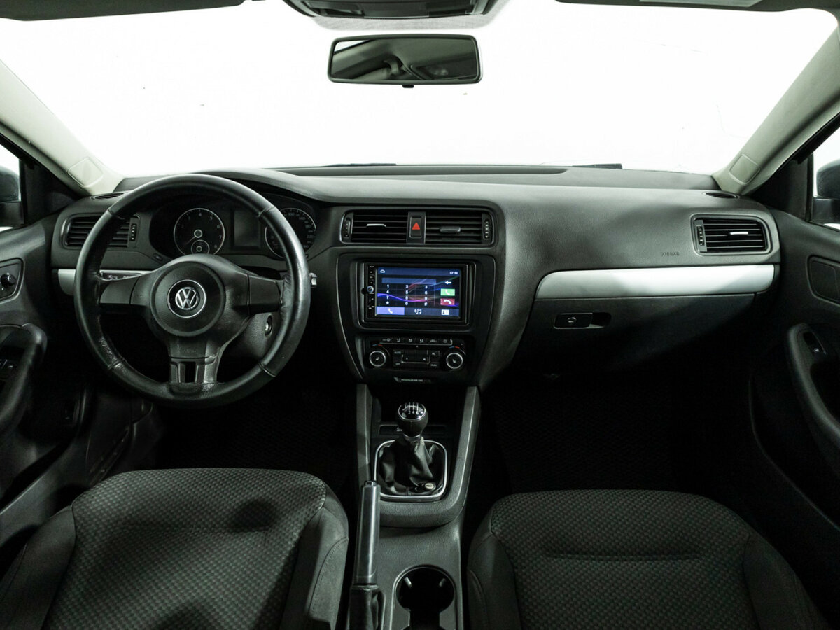 Купить Volkswagen Jetta с пробегом. Фото: #12