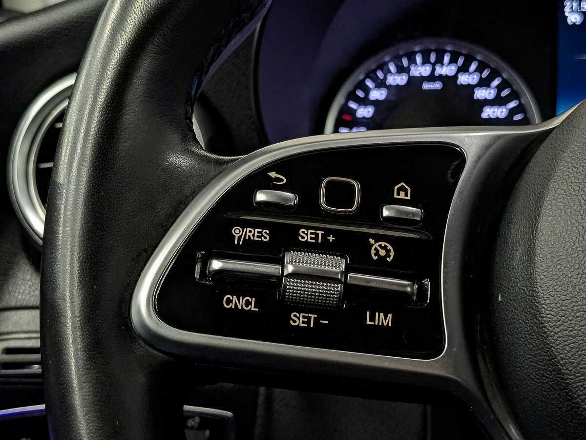 Купить Mercedes-Benz GLC с пробегом. Фото: #27