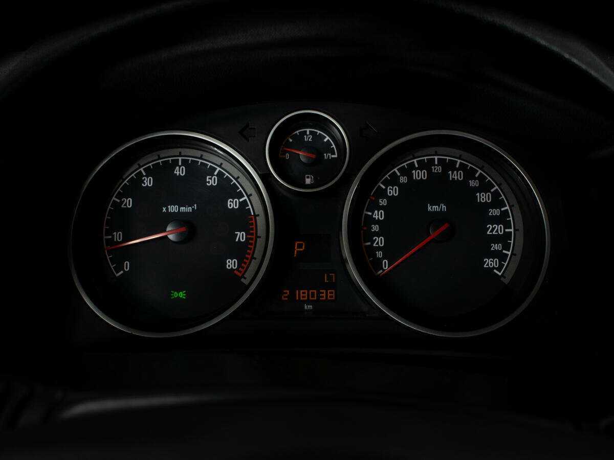 Купить Opel Astra с пробегом. Фото: #9
