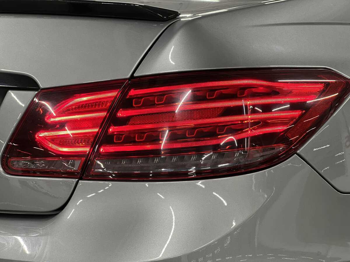 Купить Mercedes-Benz E-Класс с пробегом. Фото: #8
